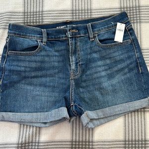 Old Navy Mid Rise Cuffed Shorts